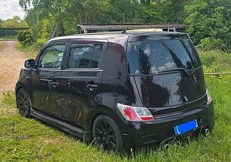 Daihatsu Materia 1.5 - UNIKAT mit LPG Anlage