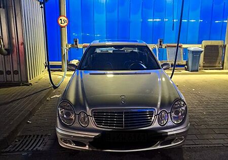 Mercedes-Benz E 220 CDI AVANTGARDE Avantgarde