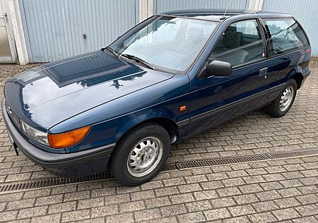 Mitsubishi Colt 1,3 aus 1.Besitz " Oldtimer "