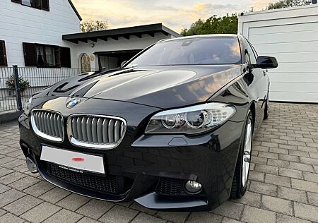 BMW 530 d M-Paket-Pano-HUD-Komfortz-SoftClose-Leder