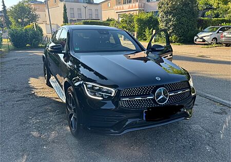 Mercedes-Benz GLC 300 4MATIC Coupé Autom. AMG Line