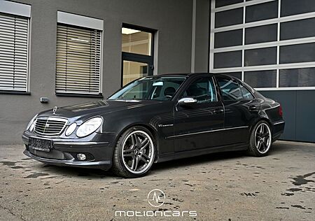 Mercedes-Benz E 55 AMG Pickerl NEU