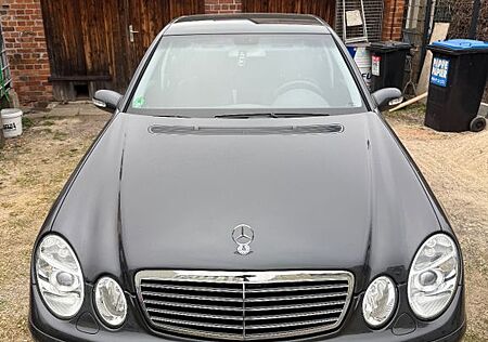 Mercedes-Benz E 240 CLASSIC (Einzigartig)