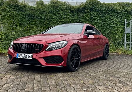 Mercedes-Benz C 400 4MATIC AMG Line Autom. AMG Line