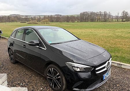 Mercedes-Benz B 200 Unfallfrei/Scheckheft/Garantie/AHK