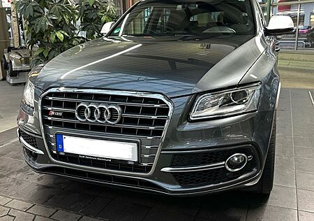 Audi SQ5 3.0 TDI plus tiptronic quattro