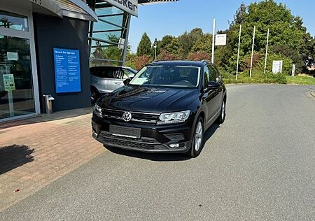 VW Tiguan Volkswagen 1.4 TSI Sound DSG Navi AHK Pano-Dach