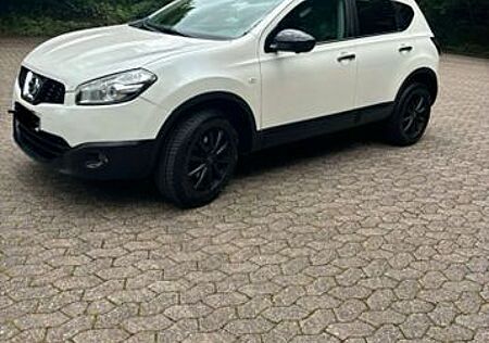Nissan Qashqai+2 Qashqai, Diesel, Neue TÜV, BJ 2013,Km 155000
