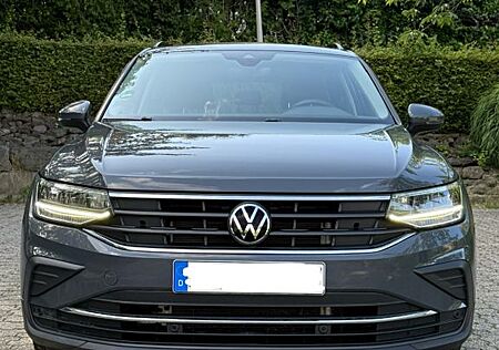 VW Tiguan Volkswagen 1.4 eHybrid OPF DSG Life Life