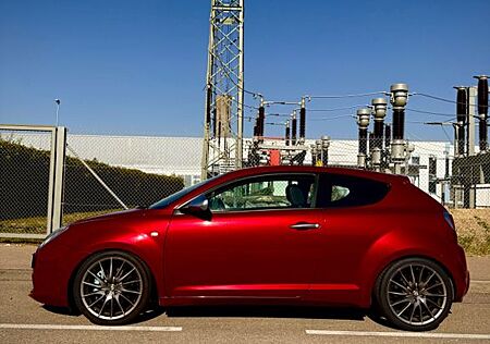 Alfa Romeo MiTo 1.4 TB 16V MultiAir Quadrifoglio Verde ...