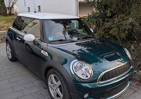 Mini Cooper S - R56 1.6 174 PS - Vollleder Shz
