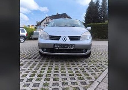 Renault Scenic 2,0 Turbo