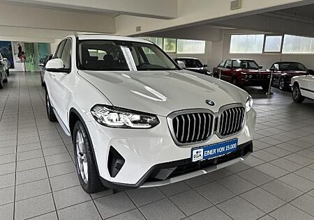 BMW X3 xDrive20d Mild-Hybrid Pannodach AHK LED RFK