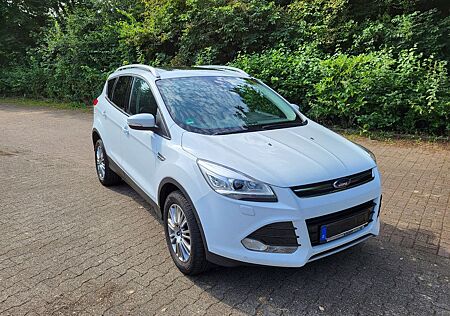 Ford Kuga 1,5 EcoBoost 4x4 134kW Titanium Autom. ...