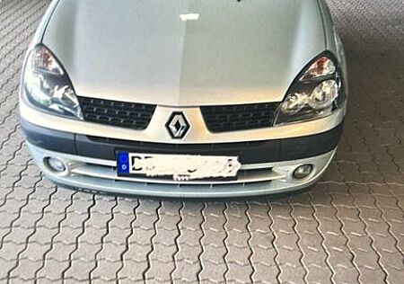 Renault Clio Privilege 1.4 16V Expression