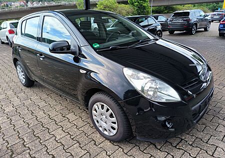 Hyundai i20 FIFA WM Edition 2.Hnd Klima Standheizung