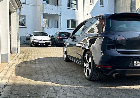 VW Golf Volkswagen 2.0 TSI GTI 8-Fach Bereift