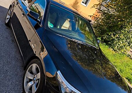 BMW 525i