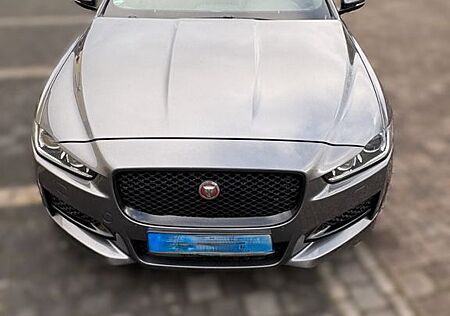 Jaguar XE 20d 180PS AWD R-Sport Automatik R-Sport