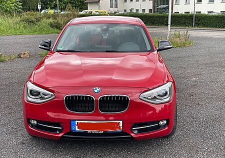 BMW 118i Sport Line Sport Line