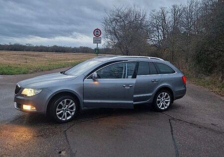 Skoda Superb 2.0 TDI 125kW DSG Elegance Combi Elegance