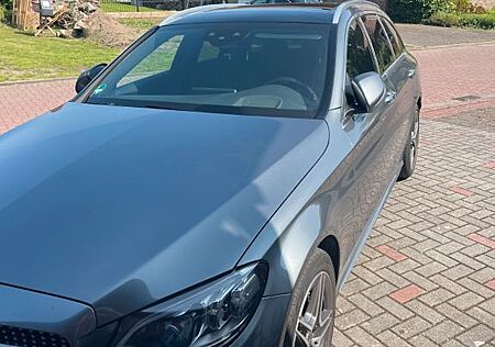 Mercedes-Benz C 220 d 4MATIC T Autom. -