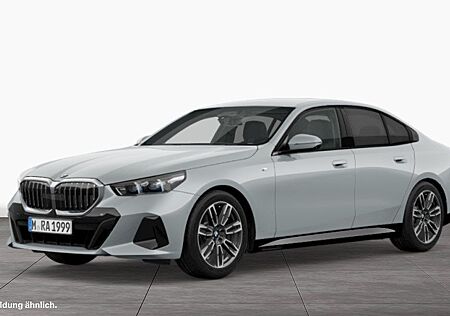 BMW 520d xDrive Limousine M Sport AHK Kamera LED