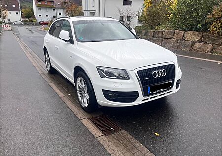 Audi Q5 3.0 TDI DPF S tronic quattro -