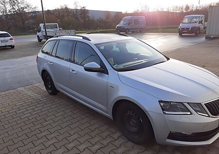 Skoda Octavia 1.6 TDI Kombi LED Scheinwerfer, Klimaaut