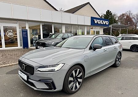 Volvo V90 T6 Plus Dark Recharge Plug-In Hybrid AWD