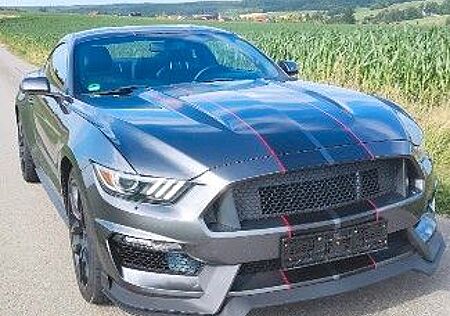Ford Mustang 2.3 EcoBoost auto -