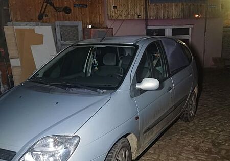 Renault Scenic Expression 1.4 16V Expression