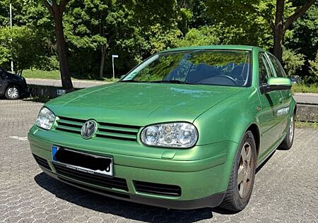 VW Golf Volkswagen 2.3L V5 Highline Automatik SHZ Sportsitz