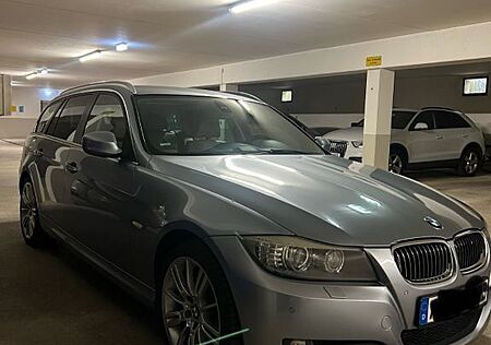 BMW 330d Touring Edition Exclusive Edition Exclusive