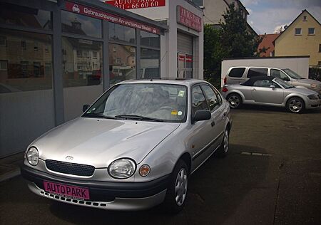 Toyota Corolla 1.6 1.Hand 40000 Kilometer KD gepflegt