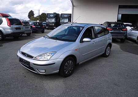 Ford Focus 1.6 Ghia