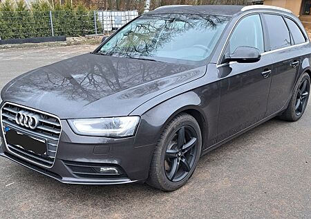 Audi A4 2.0 TDI Quattro Sportline