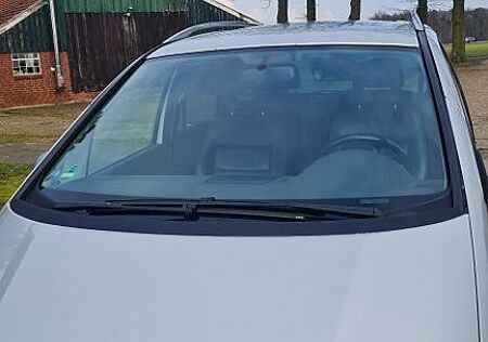 VW Sharan Volkswagen 2.0TDI (DPF) Highline Highline