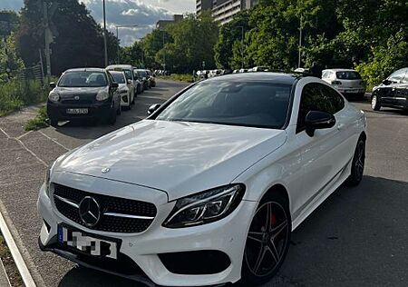 Mercedes-Benz C 300 Coupé Amg-Paket