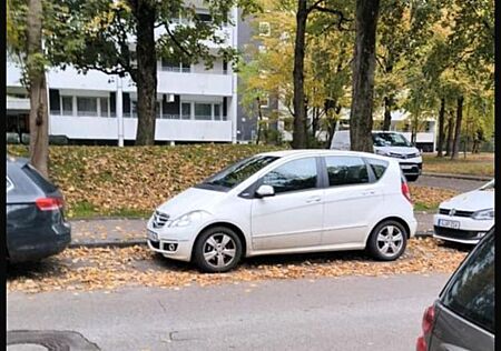 Mercedes-Benz A 180 BlueEFFICIENCY -