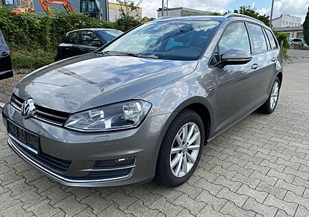 VW Golf Volkswagen VII Variant Lounge BMT*DSG*NAVI*AHK*