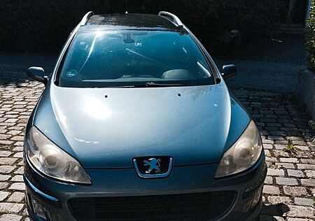 Peugeot 407 HDi FAP 135 -