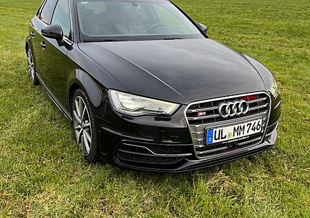 Audi S3 2.0 TFSI quattro top gepflegt