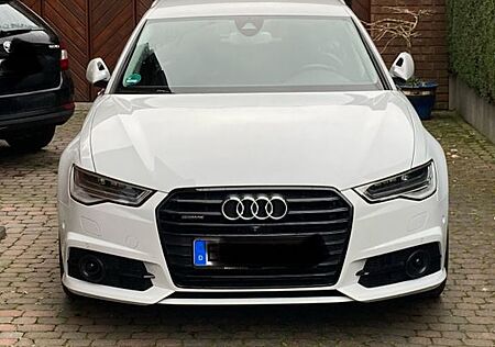 Audi A6 Avant, Quattro