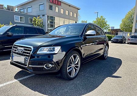 Audi SQ5 PANO/B&O/Pantherschwarz/2.hd/8xbereift