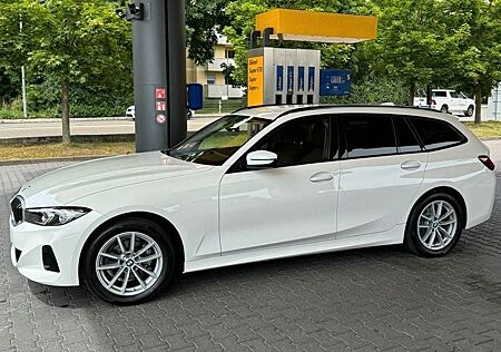 BMW 318i Touring - Fuhrpark, AHK, DrivAss, Sitzh