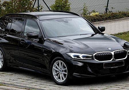 BMW 330e Tou*WIDESCREEN* HEAD UP* LASER* SHADOW LINE