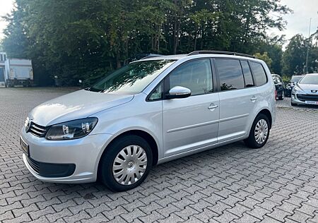 VW Touran Volkswagen 1.6 TDI Highline - 7 Sitzer