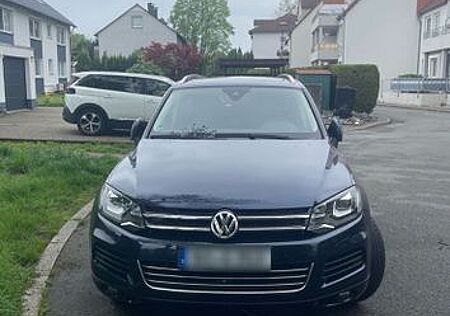 VW Touareg Volkswagen 3.0 V6 TDI BlueMotion Premium