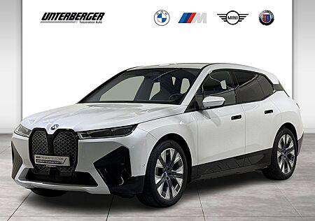 BMW iX xDrive40 Sportpaket AHK ACC DA-Pro PA+ 360°